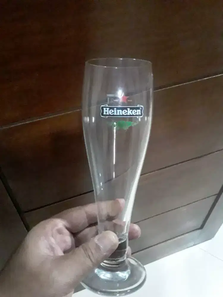 Gelas Bar Heineken