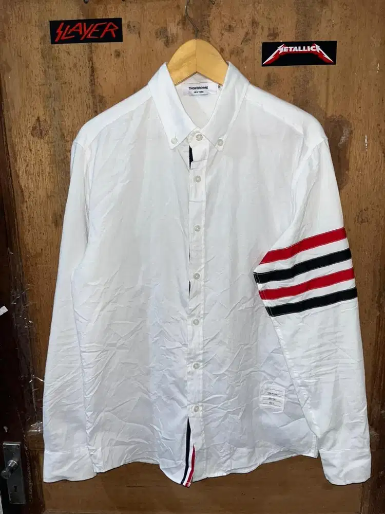 Kemeja thombrowne