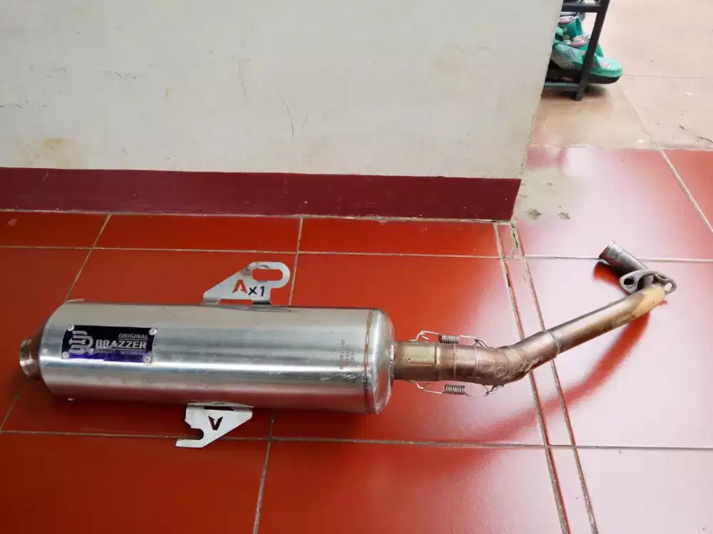 Knalpot racing vario 160
