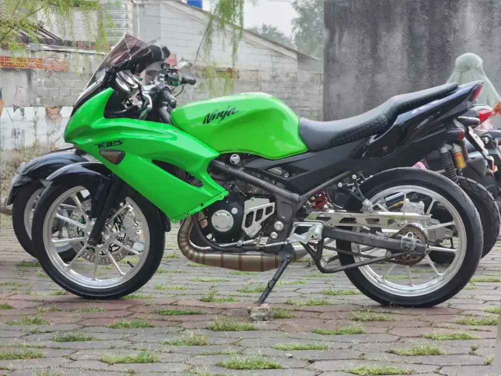 Kawasaki ninja rr new restorasi
