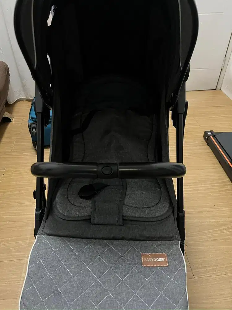 Preloved Stroller Babydoes Pronto Bekas