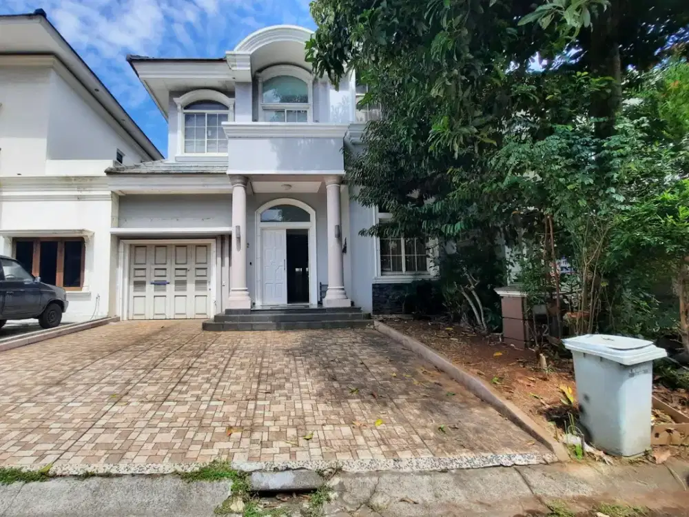 Disewakan Rumah 2 lantai di Beverly Golf, Karawaci, Full furnished, Siap Huni.