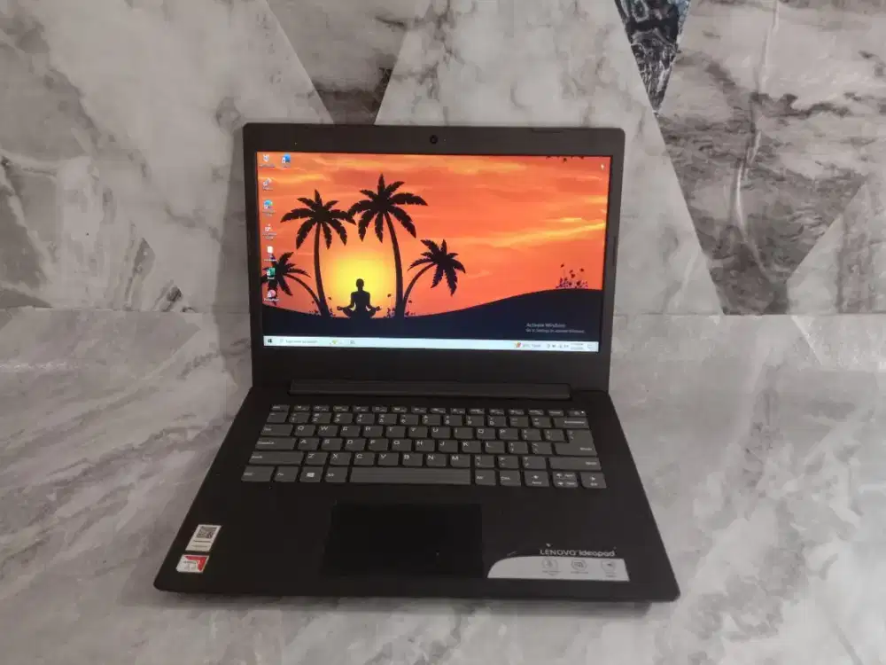 Laptop   LENOVO IDEAPAD

Spesifikasi
Processor