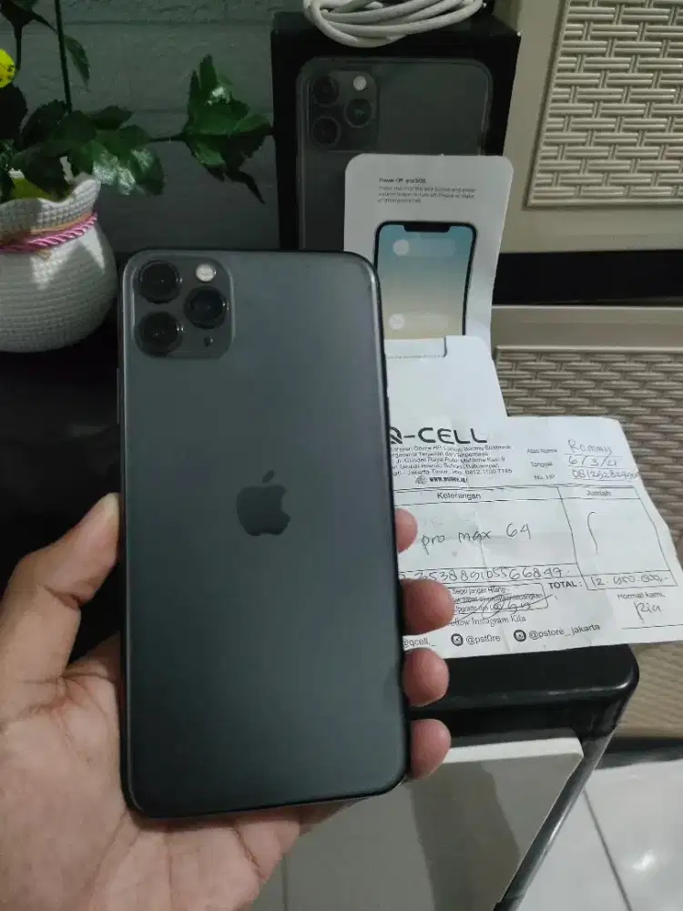 IPHONE 11 PRO MAX 64 GB ( MULUS )