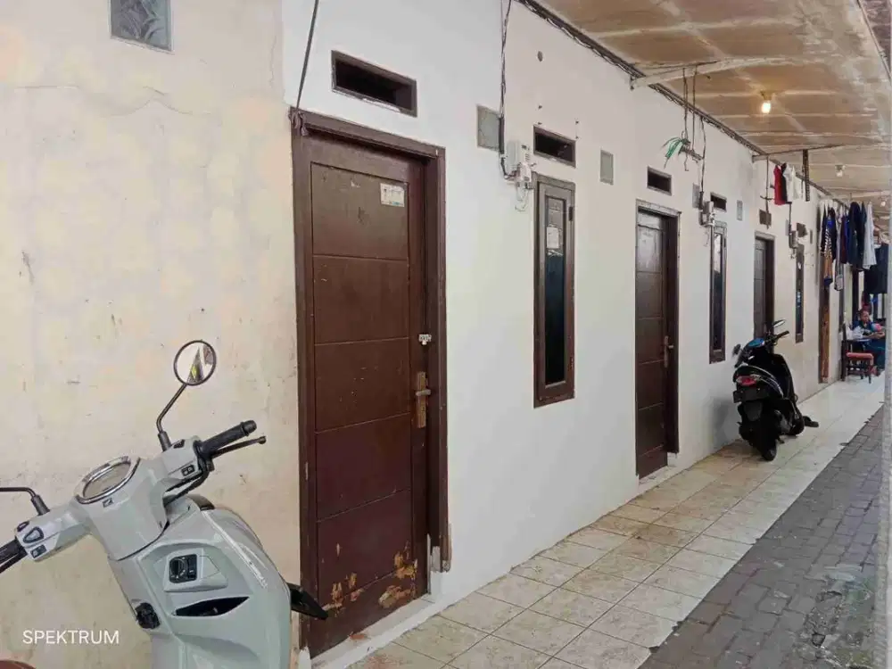 Kontrakan 7 pintu Lt 263 m2 strategis TANGERANG SELATAN Area Graha Raya