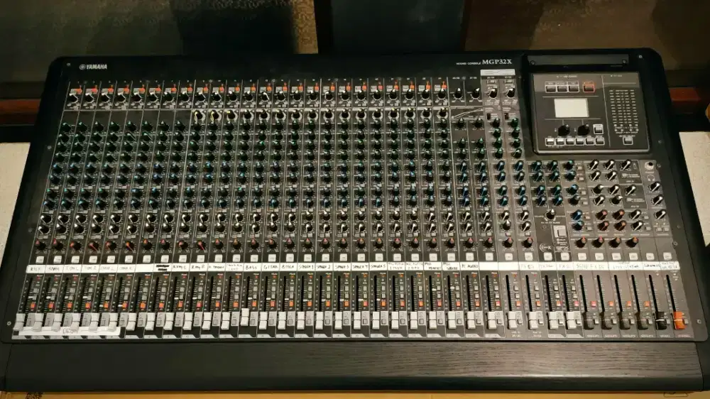 Mixer Yamaha MGP32X