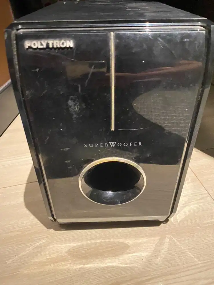 Super subwoofer merk polytron
