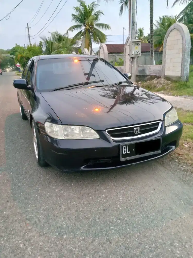 Accord tahun 2000