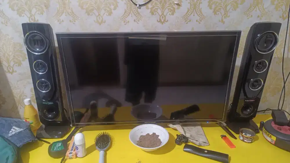 Tv 32 inch Polytron