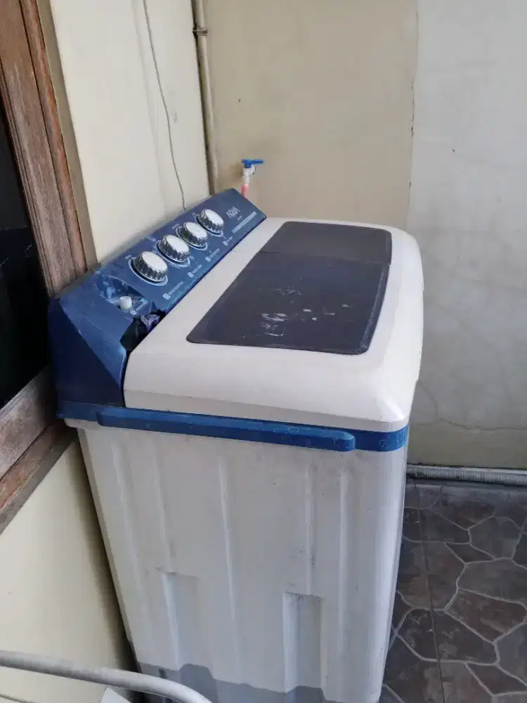 Jual Apa Adanya Mesin Cuci Aqua 12 Kg