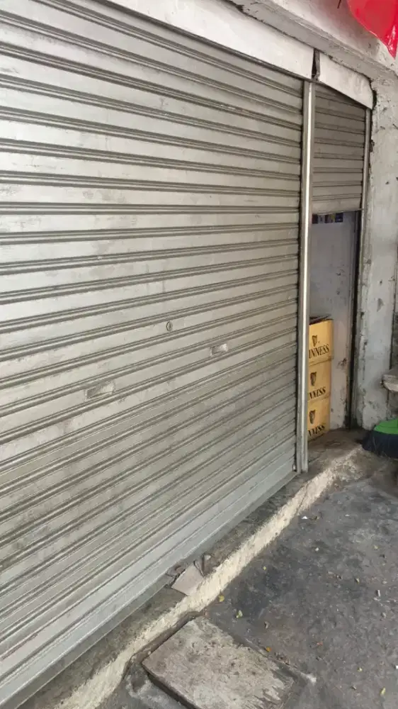 Tukang service pintu rolling door folding gate murah