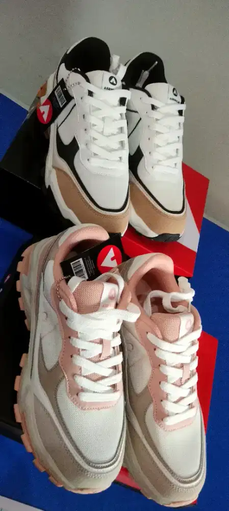 NEW AIRWALK EAGLE