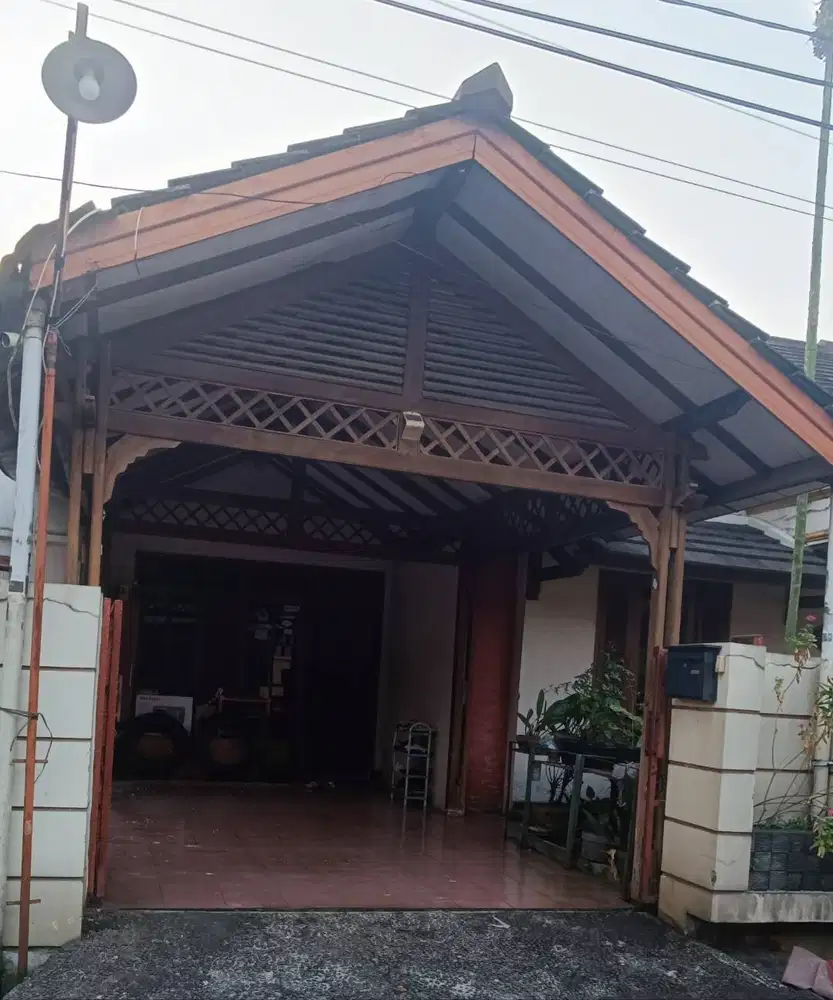 Dijual carport kayu bekas