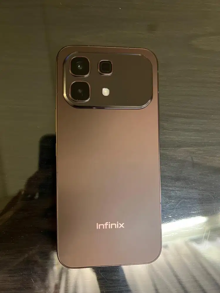 Infinix note 60 ram 8/256 like new