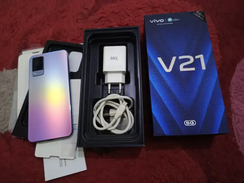 Vivo v21 5G ram 8/128 GB second