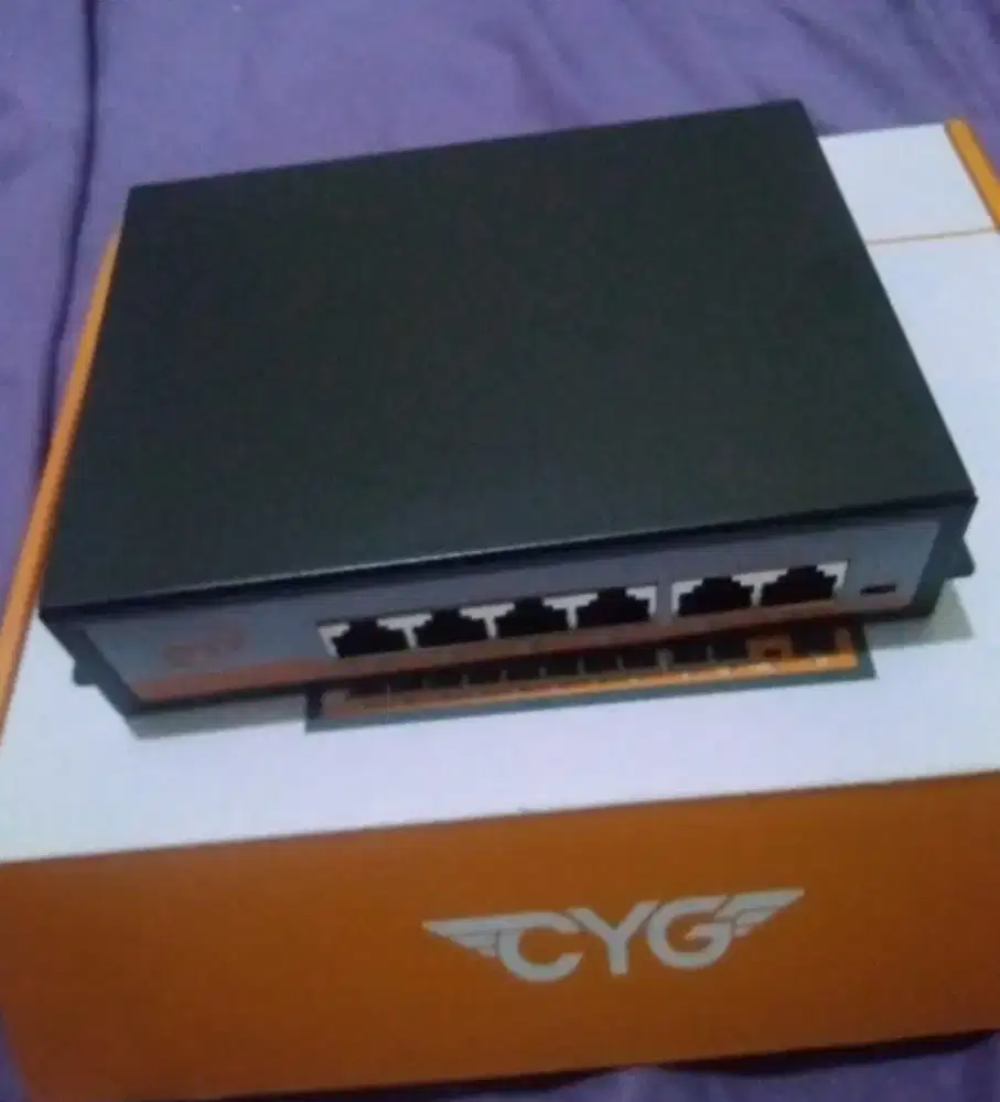 Poe switch 4 port new