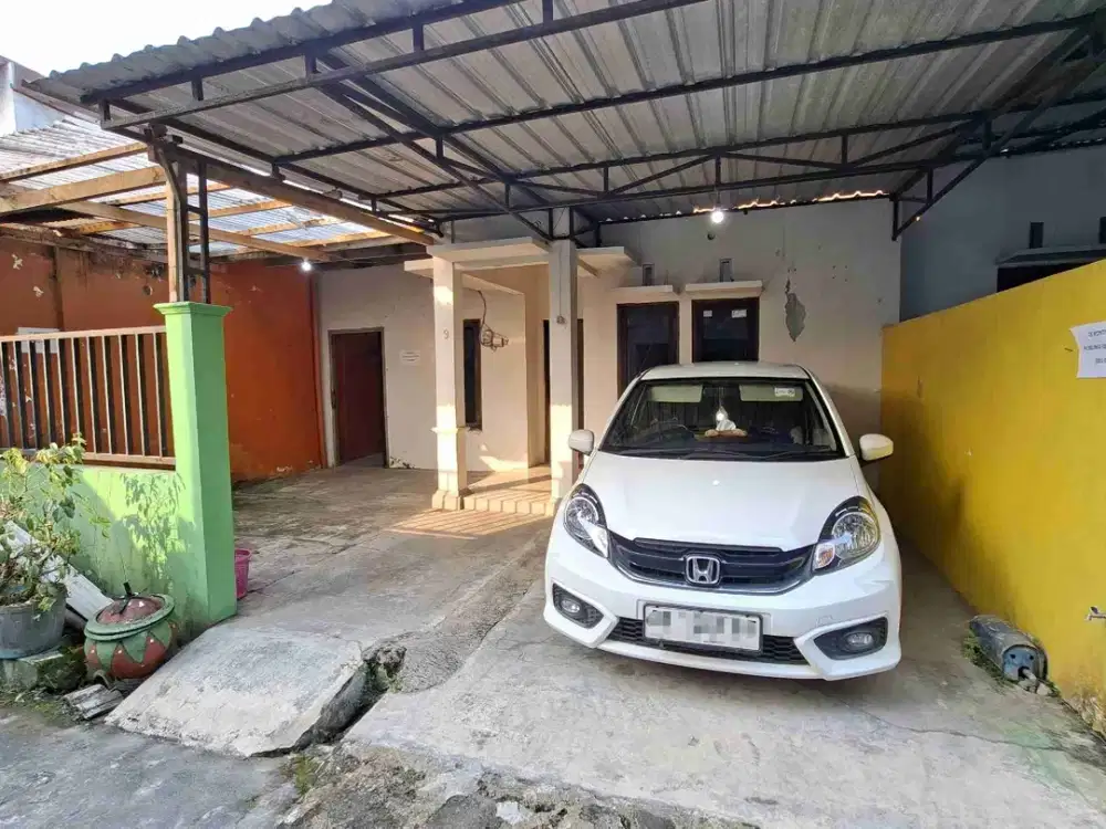 Dikontrakkan perum kavling dekat Artos Mall MERTOYUDAN Magelang 

Lt 100 m2
Kt 2 , Km 2
Ruang tamu , dapur , gudang 
CARPORT MOBIL & MOTOR
DEKAT JALAN RAYA 
Harga 15 juta/tahun