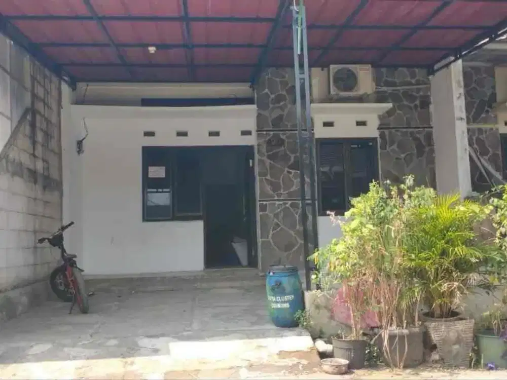 Rumah Impian Keluarga di Lokasi Strategi Hunian Nyaman dengan Harga Terbaik Rumah Siap Huni.Over Kredit Murah Rumah 1 Lantai di  Jln Karadenan Pomad Cibinong