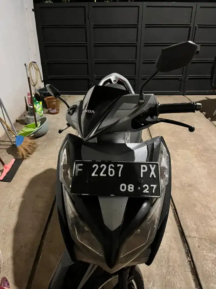 FS vario 125 Old tahun 2012, jual net aja 8,5