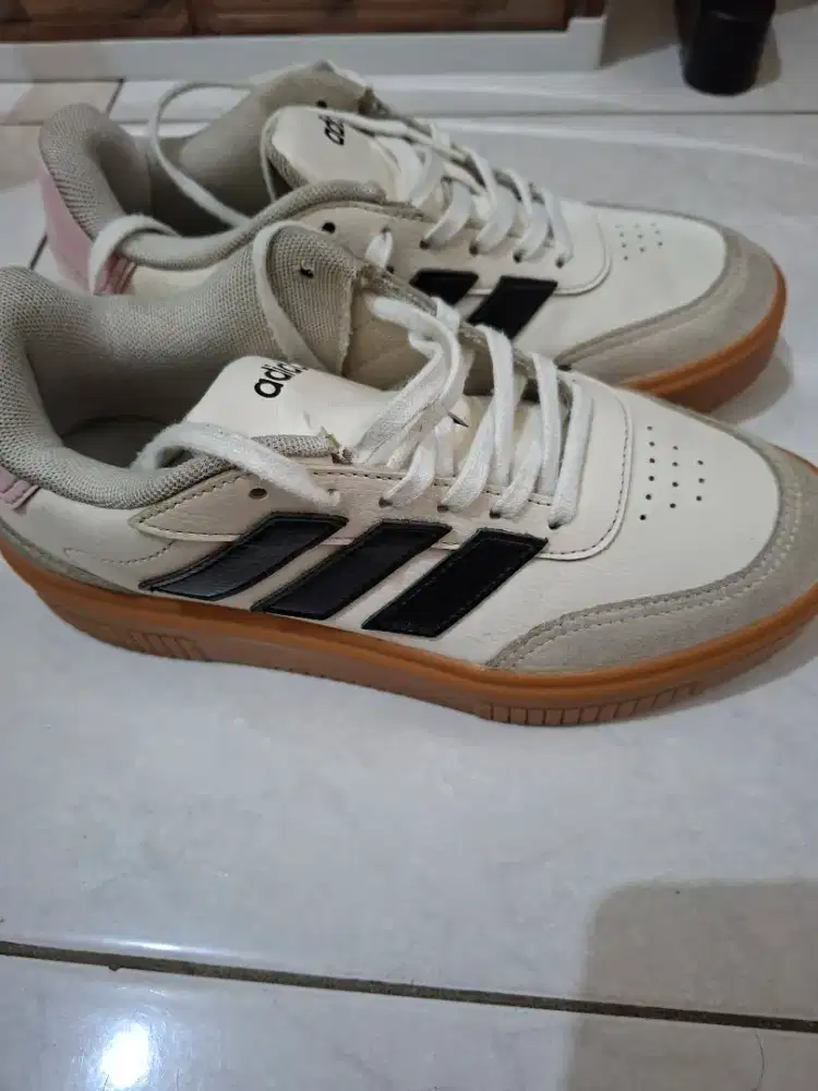 Sepatu Adidas ORI