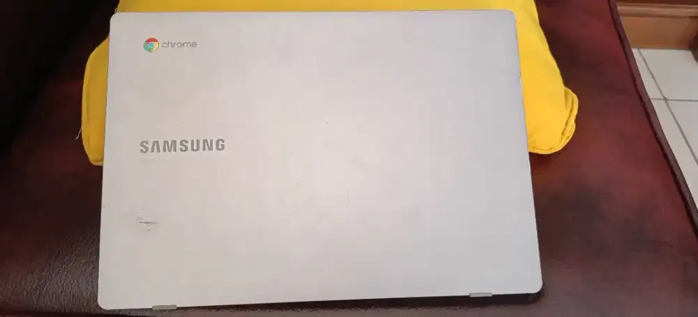 Cromebook 10 inci