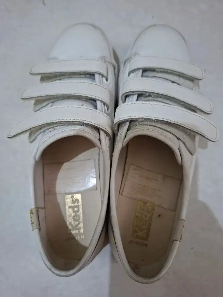Sepatu Keds Wanita