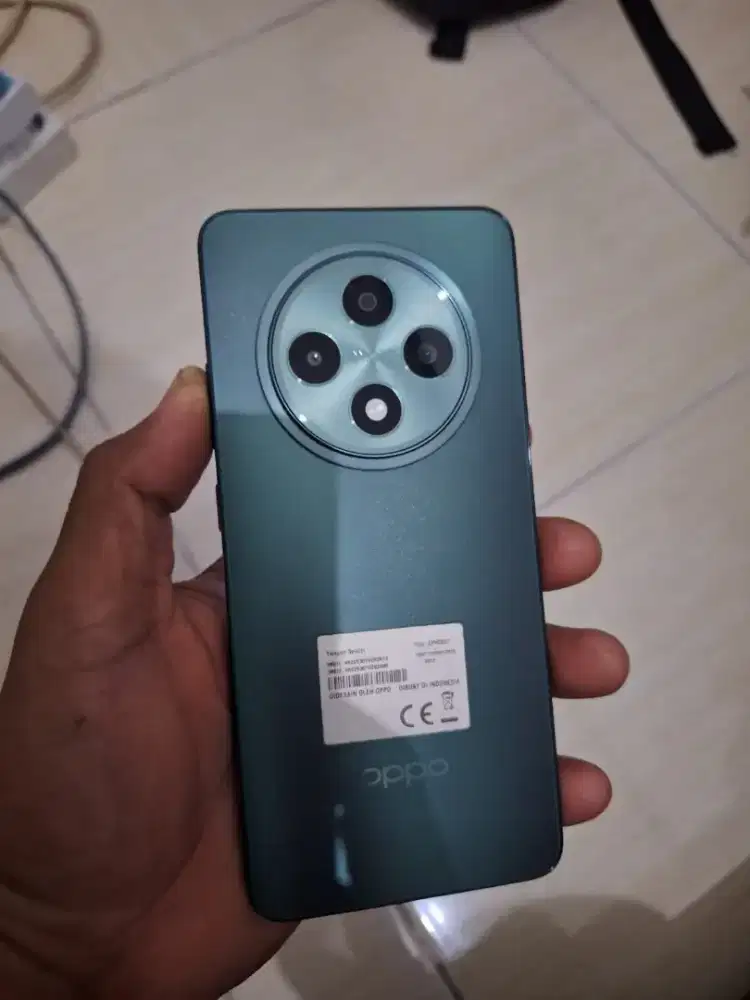 Oppo reno 12f 5G 12+12/256