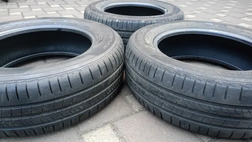 Dijual Ban Mobil bekas merk Hankook