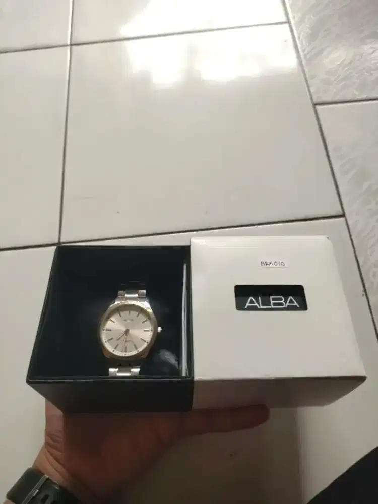 Jam tangan ALBA ARX010