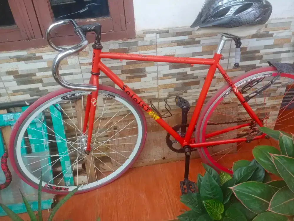 sepeda United soloist 01