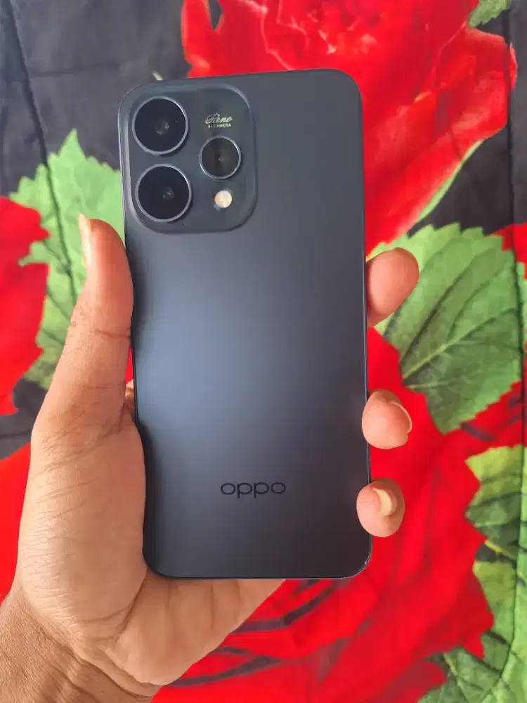 Oppo reno 15 ram 12/256 gb