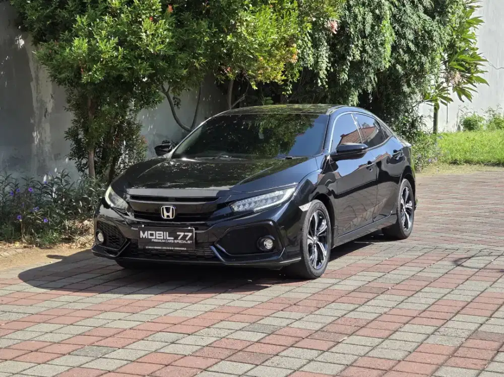 Honda Civic 1.5L hatchback Tahun 2018