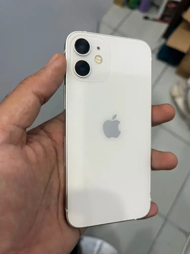 Iphone 12 mini  64 gb