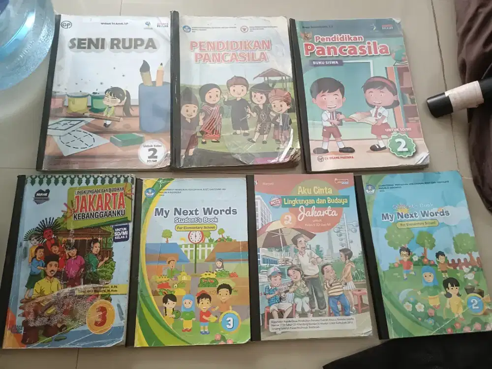 DIJUAL CEPAT BUKU PAKET KELAS 2 & 3 ( 7PCS )