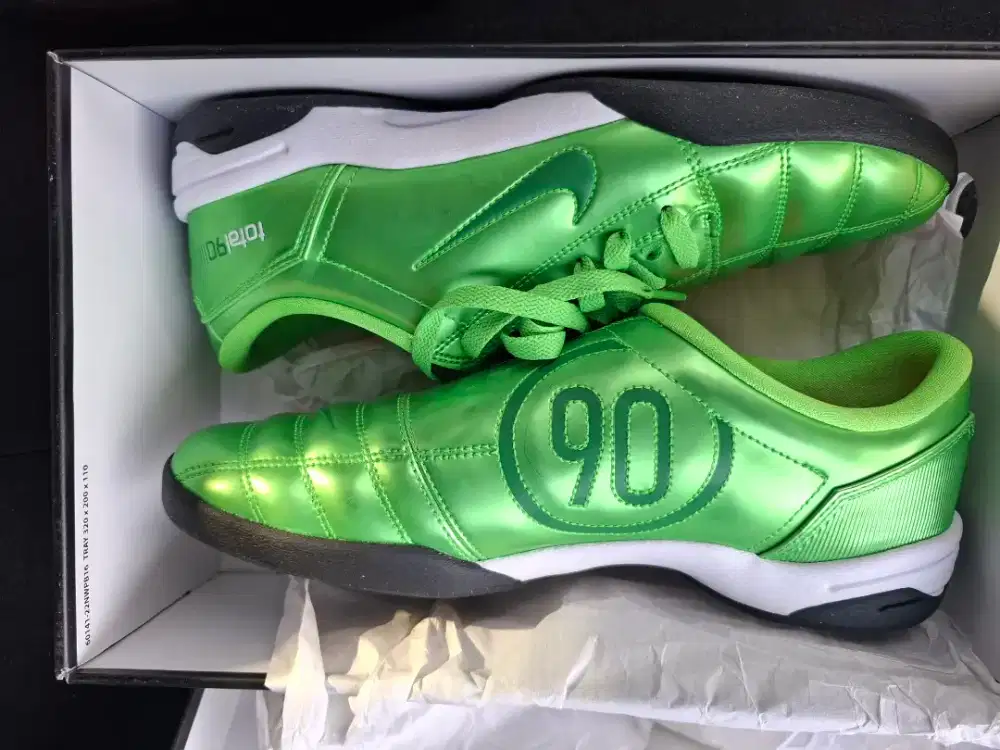 Nike total 90 SP