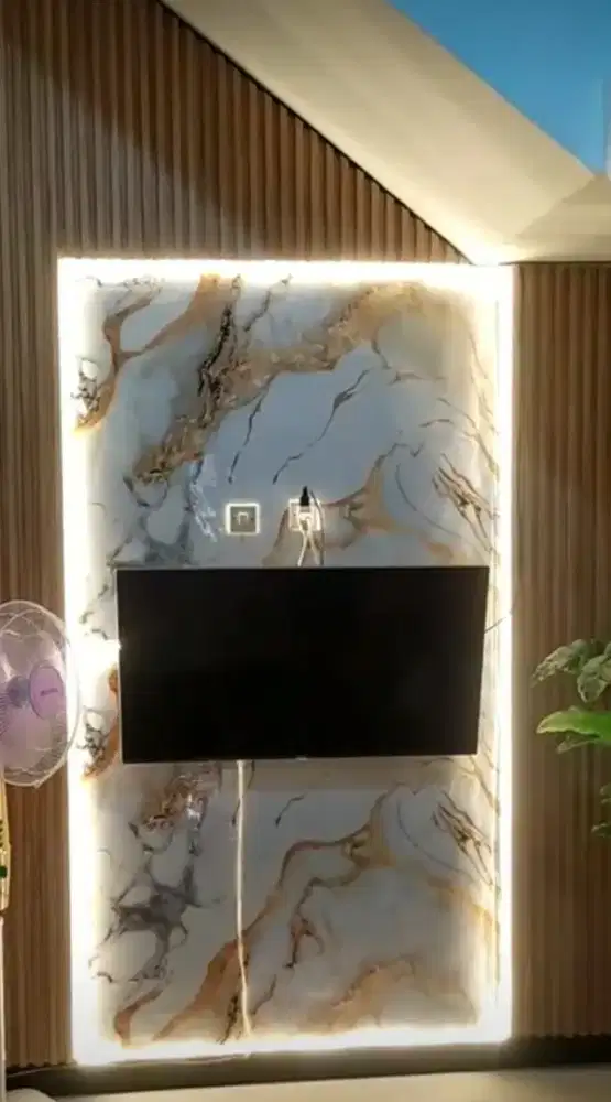 Dekorasi Dinding Ruangan Menggunakan WpcPanel Kombinasi UVBoardMarble