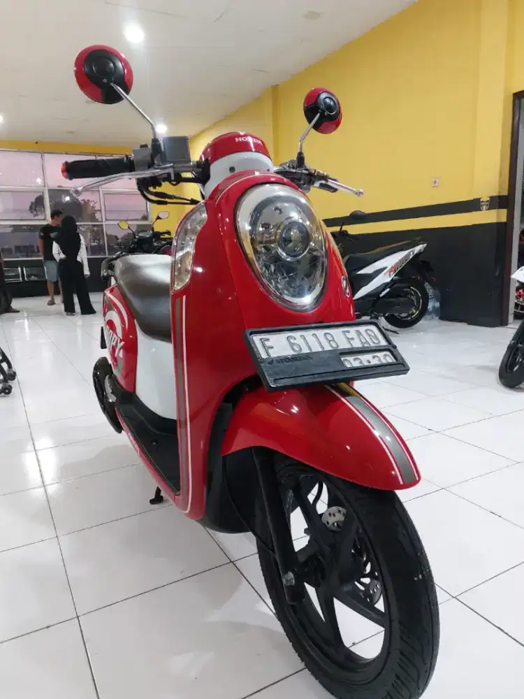 Di jual murah Honda Scoopy 2016