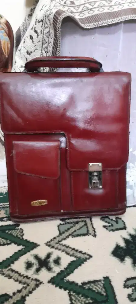 Dijual tas dokumen kulit model vintage