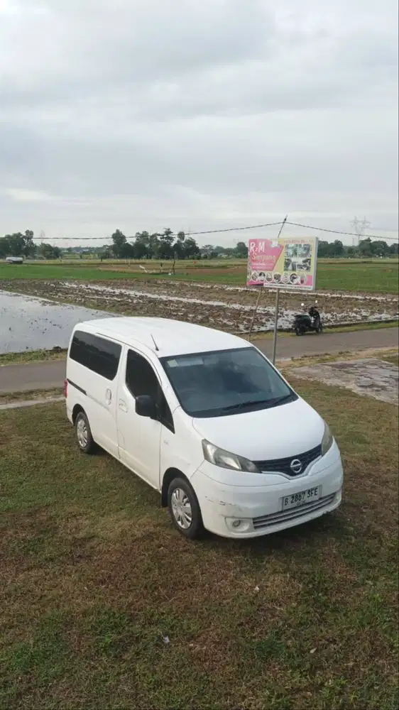 Nissan Evalia St 2014 MT