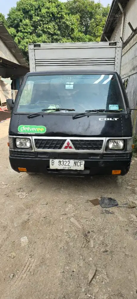 Dijual Mobil l300 Box Tahun 2017