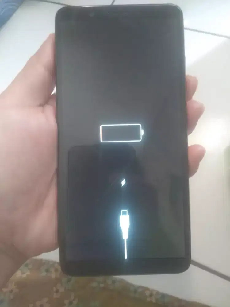 Dijual hp Vivo y71 kondisi second
