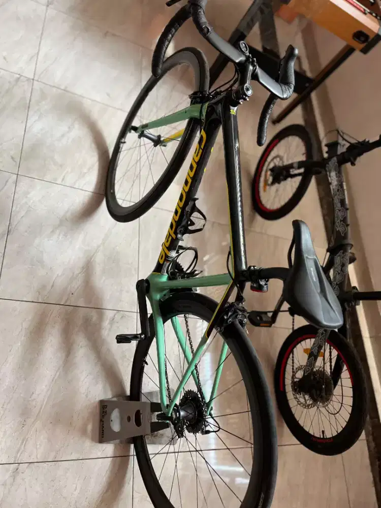 Sepeda merk cannondale