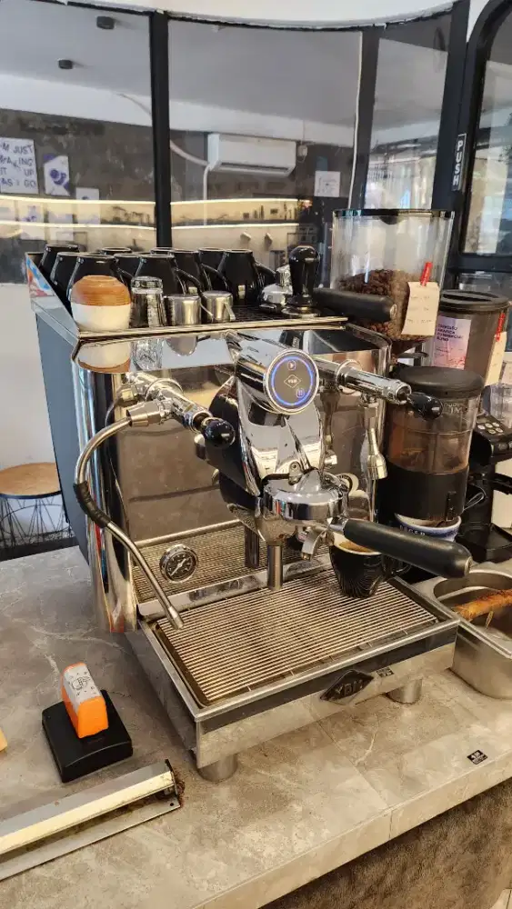 DIJUAL BU Mesin Espresso VBM Lollo Single Group dan Grinder Ex-Cafe