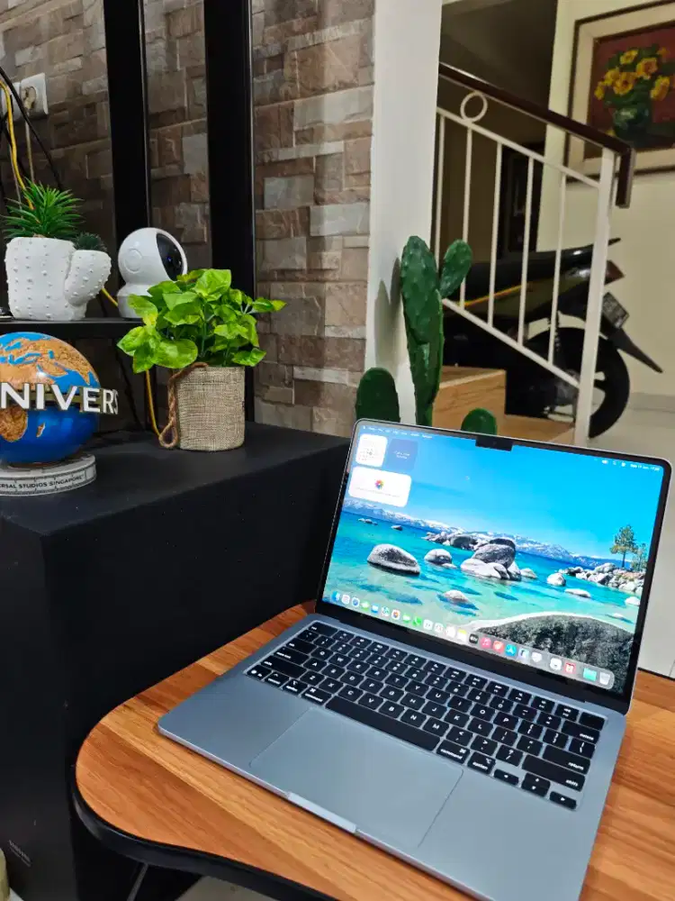 Laptop Macbook Air M4 16/256 Ibox x zenbook m1 m2