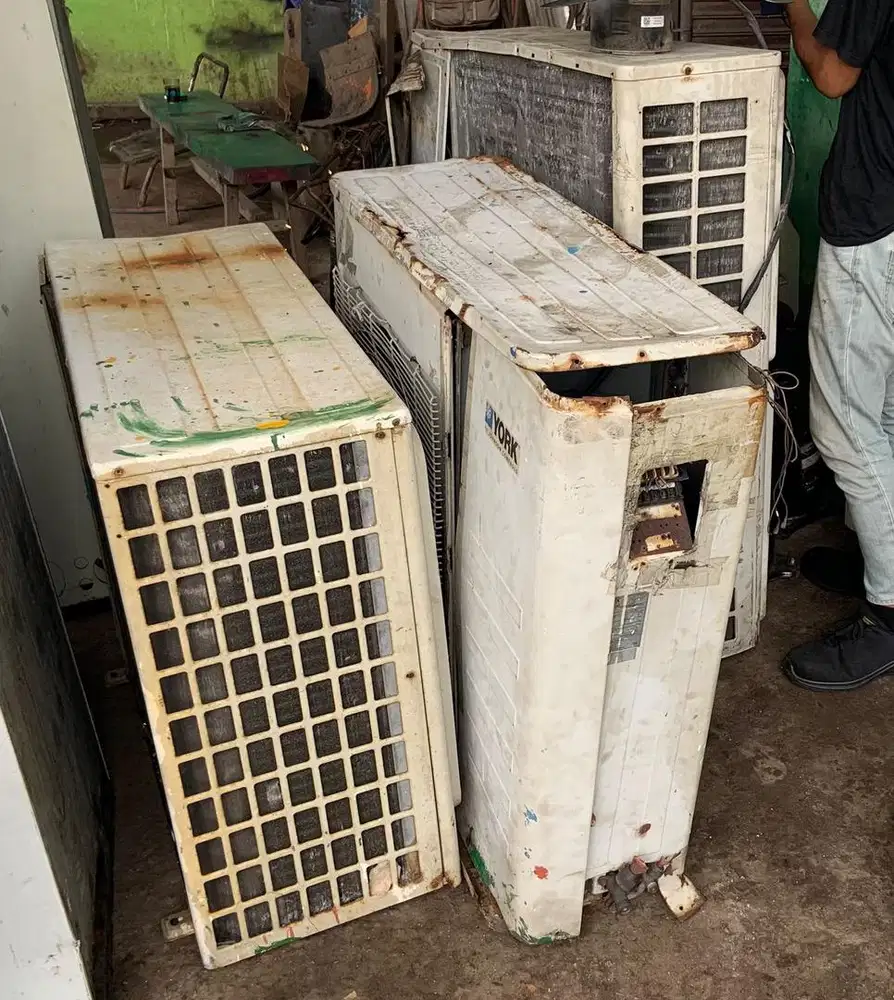 Terima ac bekas rusak