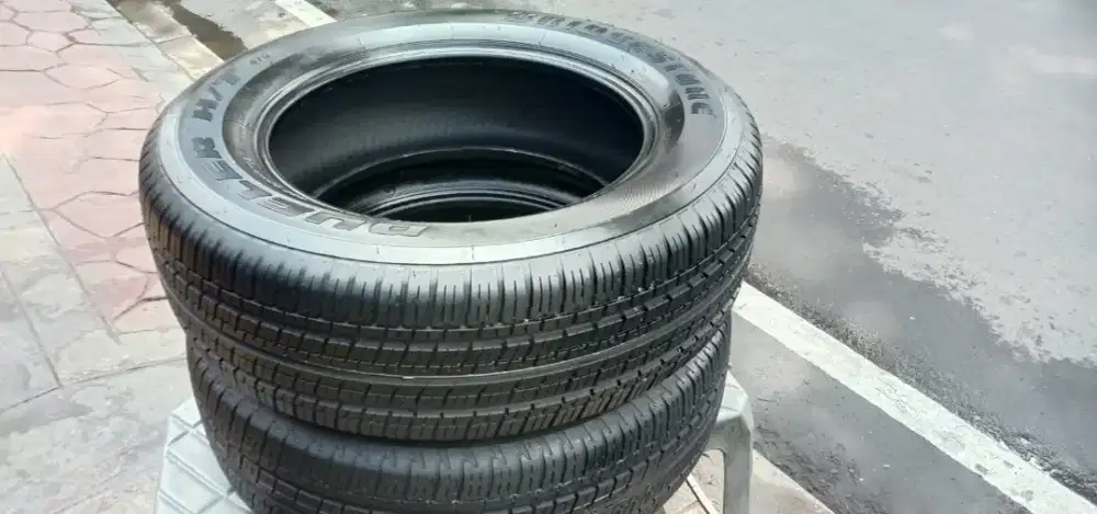 2buah ban CRV 225/65/R17 Bridgestone Dueler H/T 90% msih bintik hub Wa