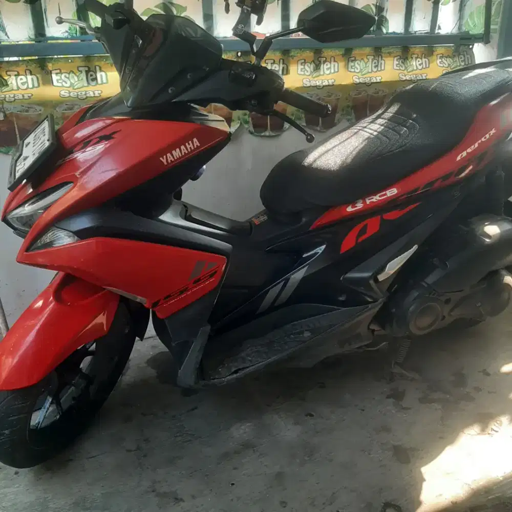 Yamaha Aerox 155 warna Merah 2019