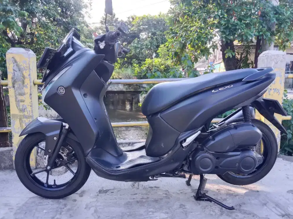 Yamaha Lexi th 2019 Bisa cash atau kredit boleh