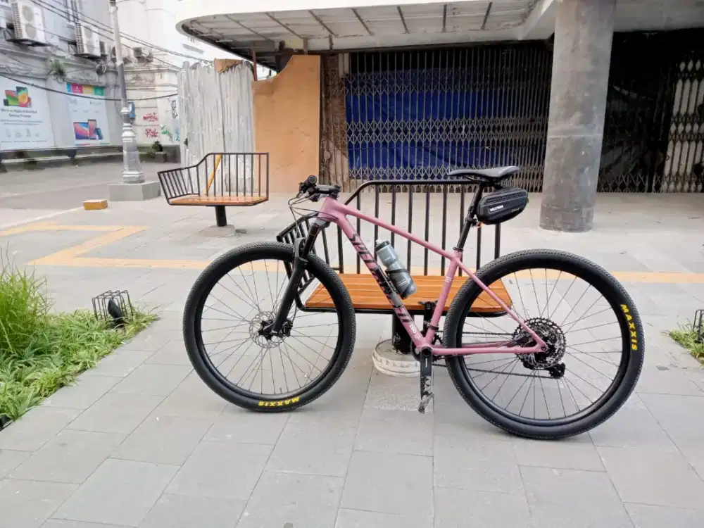 Dijual Sepeda MTB Specialized seri Chisel tahun 2020