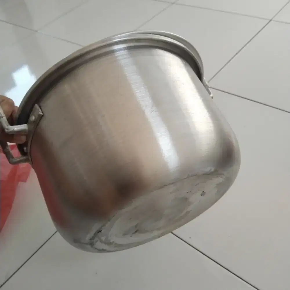 Dijual panci ukuran setengah kg
